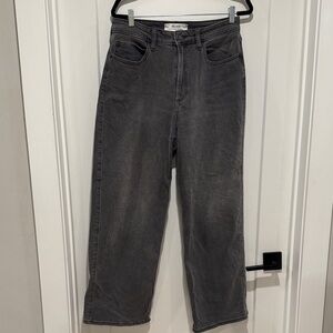 Hollister Curvy Ultra High-Rise Baggy Jeans